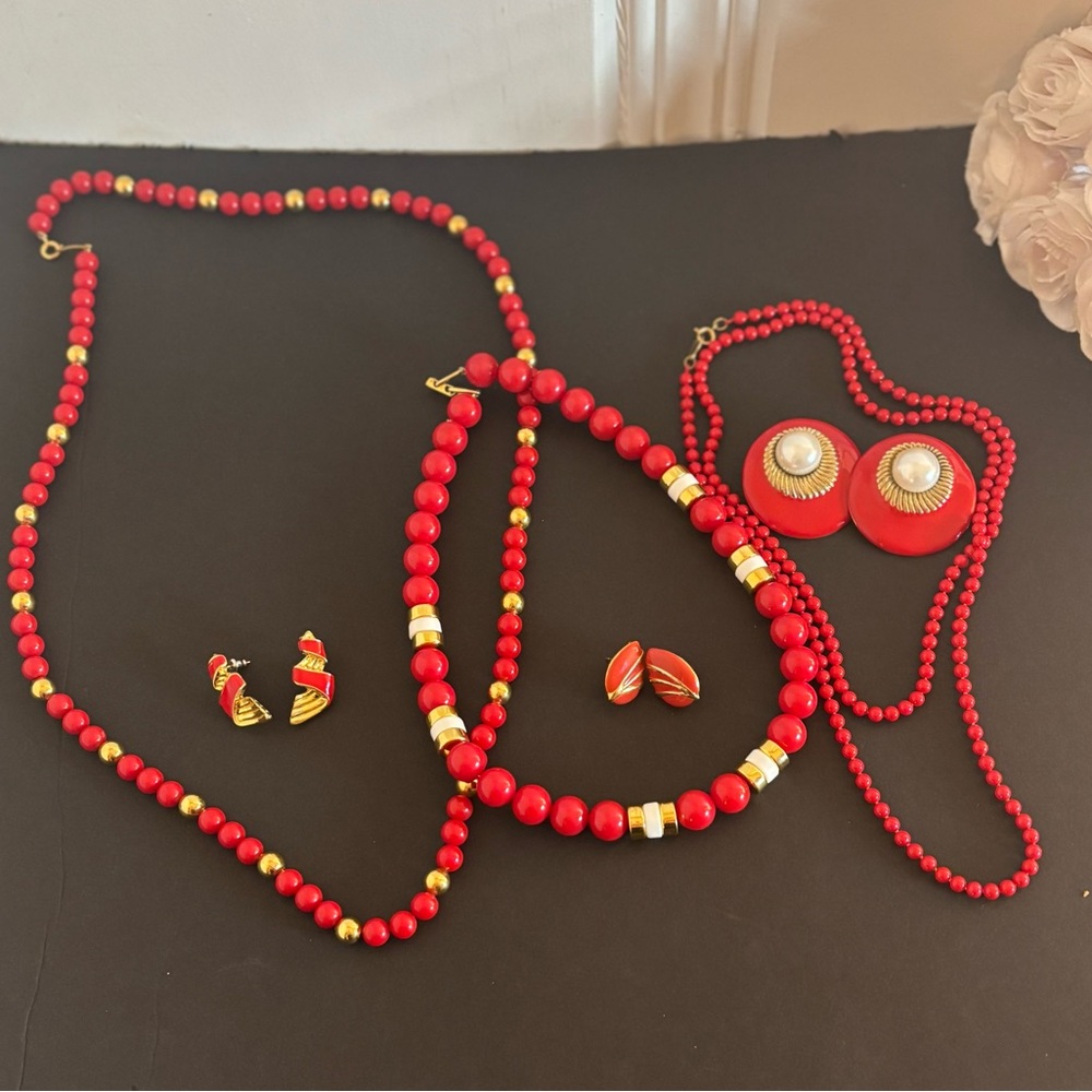 Vintage Lot of jewelry